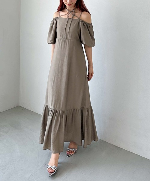 archives（アルシーヴ）の「オフショルティアードワンピース（ワンピース・レディース・モカ/アイボリー/ブラック・MEDIUM）」の6枚目の写真