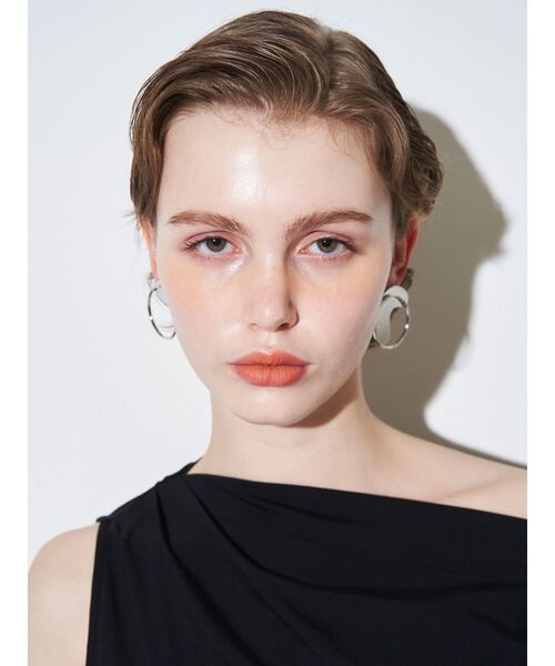 ELENDEEK(エレンディーク)の「サークル2WAYピアス(ピアス(両耳用)・レディース・シルバー/ゴールド・FREE)」の6枚目の写真