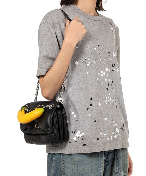 Maison MIHARA YASUHIRO(メゾンミハラヤスヒロ)の「"TOY" Banana Handle Chain Shoulder Bag(ショルダーバッグ・メンズ・ブラック・FREE)」の9枚目の写真