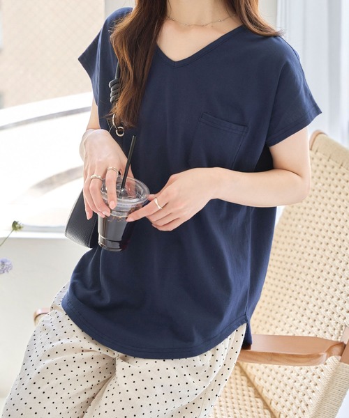 KOBE LETTUCE（コウベレタス）の「[ M L XL 汗じみ防止＆UVカット ] ポケット付きVネックTシャツ（Tシャツ/カットソー・レディース・ブラック/オフホワイト/杢グレー/ネイビー/ダークカーキ/ライトオレンジ系/アイボリー・M/XL/L）」の18枚目の写真