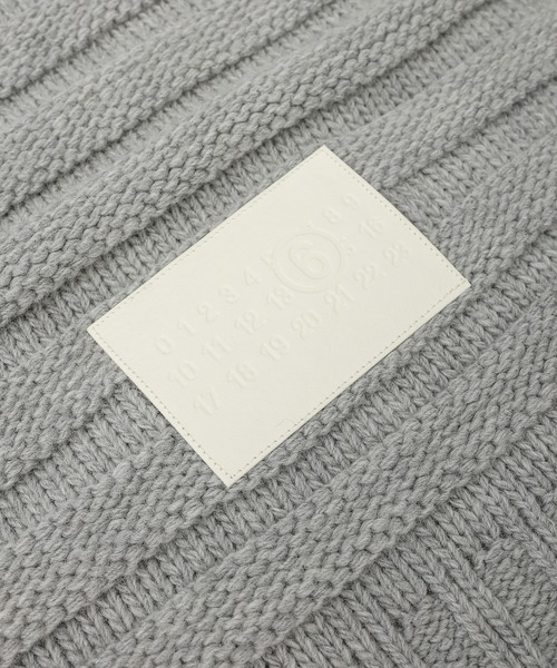 MM6 Maison Margiela(エムエムシックス メゾン マルジェラ)の「SCIARPA(マフラー・レディース・その他・UNI)」の2枚目の写真