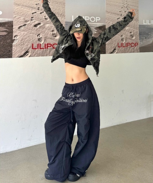 Ressaca（レサーカ）の「刺繍レタリングロゴワイドパンツ（その他パンツ・レディース・ネイビー/グレー・M）」の8枚目の写真