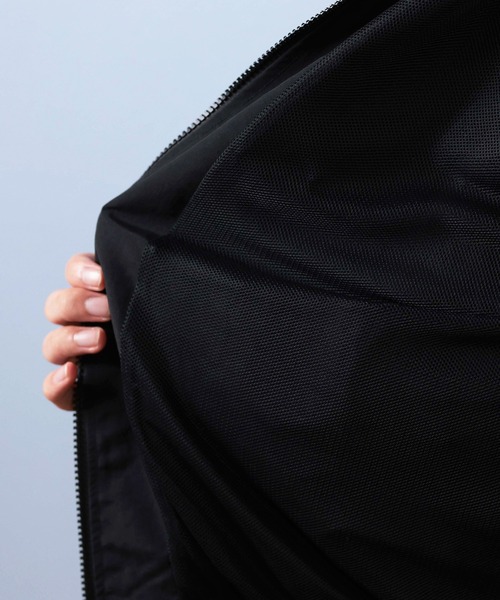 adidas(アディダス)の「adidas/アディダス M WORD ウーブンジャケットジャケット セットアップ対応 WM005(ナイロンジャケット・メンズ・ブラック/グリーン/ライトグレー・3XL/XL/L/M/2XL)」の11枚目の写真