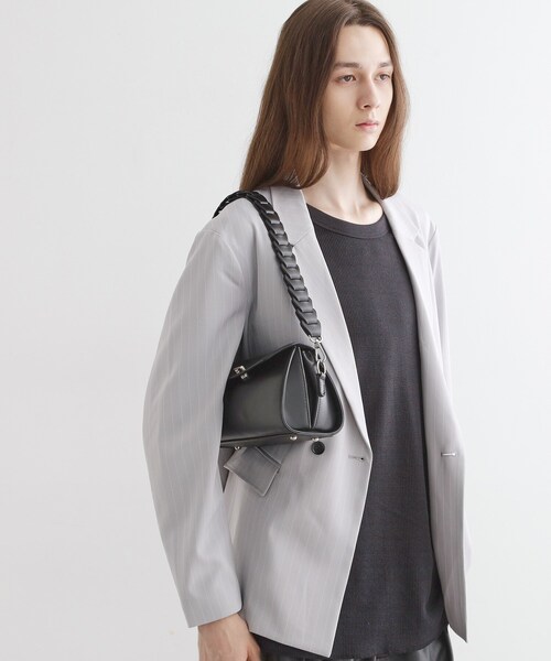 tk.TAKEO KIKUCHI（ティーケータケオキクチ）の「ランドスケープ ピローフラップバッグ（ショルダーバッグ・メンズ・ブラック/ボルドー・00）」の5枚目の写真