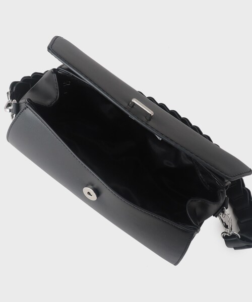 tk.TAKEO KIKUCHI（ティーケータケオキクチ）の「ランドスケープ ピローフラップバッグ（ショルダーバッグ・メンズ・ブラック/ボルドー・00）」の18枚目の写真