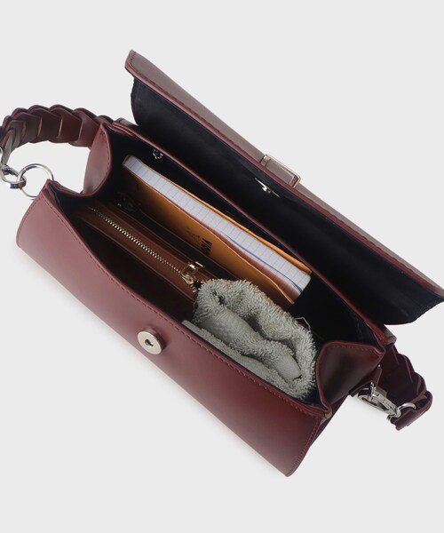 tk.TAKEO KIKUCHI（ティーケータケオキクチ）の「ランドスケープ ピローフラップバッグ（ショルダーバッグ・メンズ・ブラック/ボルドー・00）」の19枚目の写真