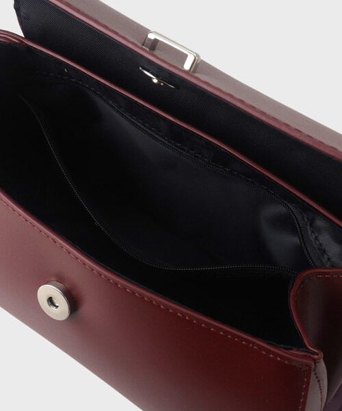 tk.TAKEO KIKUCHI（ティーケータケオキクチ）の「ランドスケープ ピローフラップバッグ（ショルダーバッグ・メンズ・ブラック/ボルドー・00）」の20枚目の写真