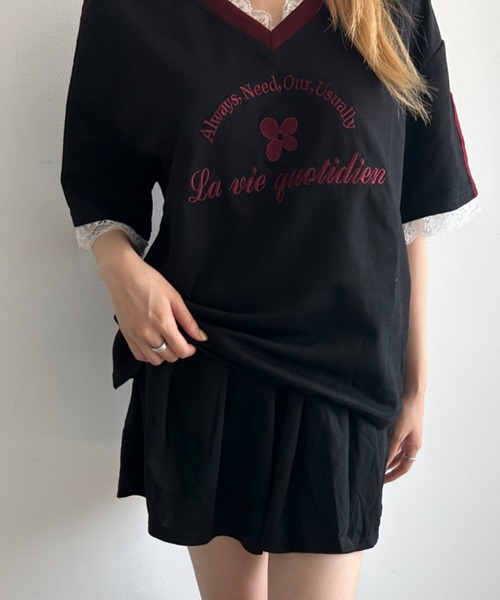 .KOM(ドットコム)の「A'GEM/9 × .kom 『.KOMZ/ドットケーオーエムゼット』クローバー刺繍×ペプラムレースセットアップ(Tシャツ/カットソー・レディース・ブラック/ピンク/ライトグレー・FREE)」の15枚目の写真