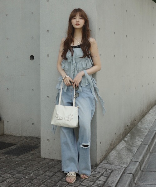 idem(イデム)の「jellyfish many frill camisole / ジェリーフィッシュフリルキャミソール(キャミソール・レディース・ブルー/ホワイト・FREE)」の11枚目の写真