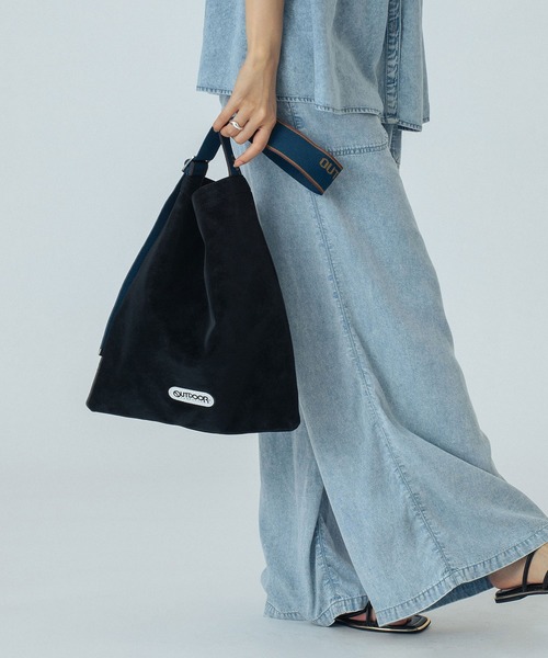 OUTDOOR PRODUCTS(アウトドアプロダクツ)の「【ブラウンROSE BUD別注カラー】(OUTDOOR)SUEDE LIKE TOTE(トートバッグ・レディース・ブラック/ブラウン・ONE SIZE)」の1枚目の写真