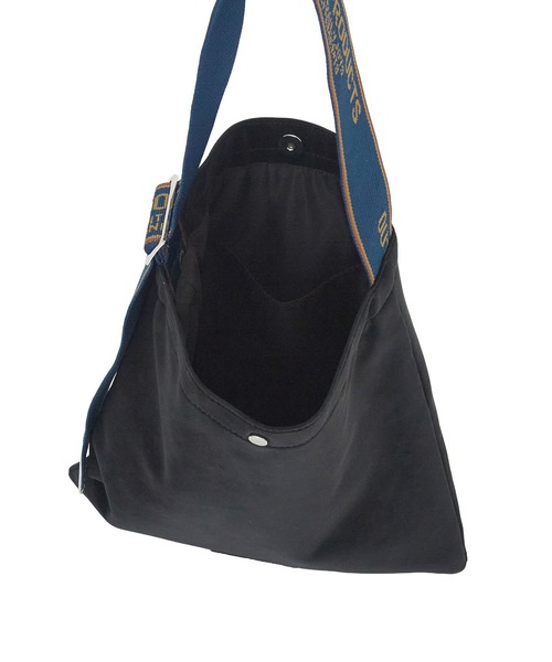 OUTDOOR PRODUCTS(アウトドアプロダクツ)の「【ブラウンROSE BUD別注カラー】(OUTDOOR)SUEDE LIKE TOTE(トートバッグ・レディース・ブラック/ブラウン・ONE SIZE)」の13枚目の写真
