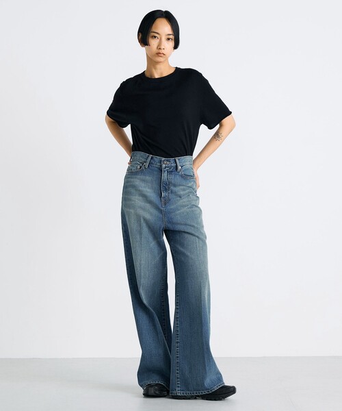 EDITION（エディション）の「エッセンシャルデニム フレアパンツ（デニムパンツ・レディース・ライトブルー・38/36/34）」の2枚目の写真