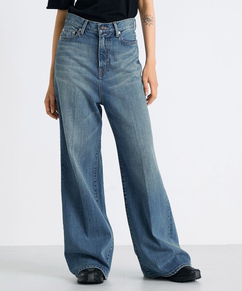 EDITION（エディション）の「エッセンシャルデニム フレアパンツ（デニムパンツ・レディース・ライトブルー・38/36/34）」の3枚目の写真