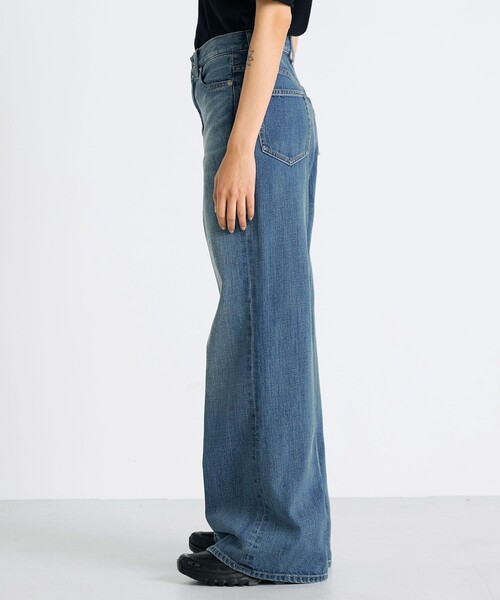 EDITION（エディション）の「エッセンシャルデニム フレアパンツ（デニムパンツ・レディース・ライトブルー・38/36/34）」の4枚目の写真