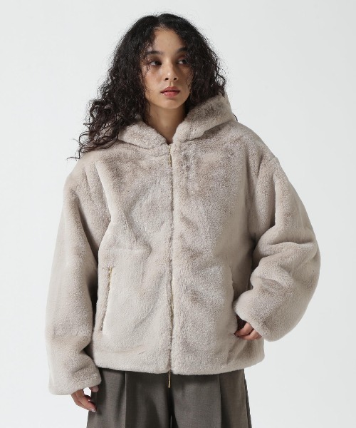 TATRAS（タトラス）の「TATRAS(タトラス) YUMOLA（ブルゾン・レディース・ライトグレー/ブラック・1/2）」の18枚目の写真