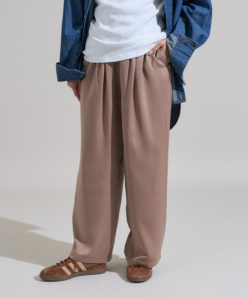FREAK'S STORE(フリークスストア)の「サテン タックイージーパンツ<セットアップ対応>限定展開(その他パンツ・レディース・ライトグレー/ブラック/ブルーグリーン・SMALL/MEDIUM)」の21枚目の写真