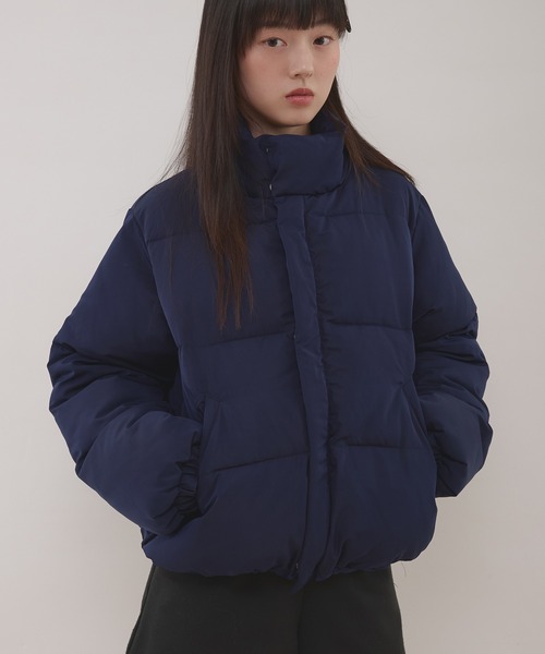 MUHET(ミュエータ)の「assorted padded short blouson / アソート中綿ショート丈ブルゾン(ブルゾン・レディース・ネイビー/ブラック/ブラウン/ベージュ・SMALL/LARGE/MEDIUM)」の1枚目の写真