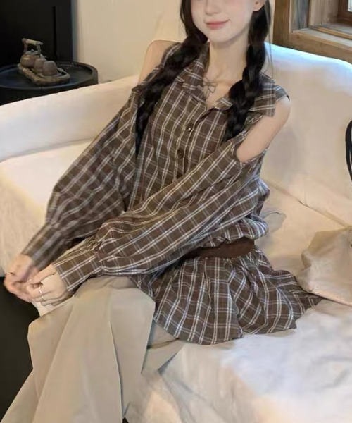 gossip!ロサンゼルス(ゴシップロサンゼルス)の「カットアウトデザイン オフホワイトチェックミニ丈ワンピース(シャツワンピース・レディース・ブラウン/オフホワイト・L/M)」の7枚目の写真