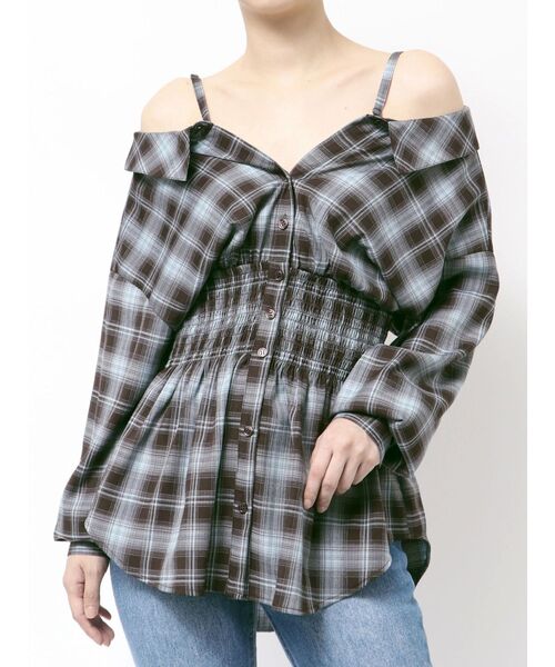 MERCURYDUO(マーキュリーデュオ)の「2WAYウエストシャーリングフィットシャツ(シャツ/ブラウス・レディース・ブラック/オフホワイト/ブルー・FREE)」の3枚目の写真