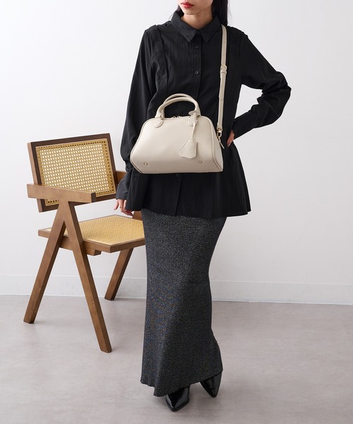 cache cache（カシュ カシュ）の「【cache cache】シボフェイクレザーボストンバッグ（ボストンバッグ・レディース・アイボリー/ブラック/ブラウン/レッド・FREE）」の10枚目の写真