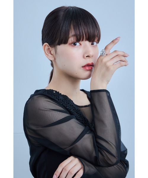 niana(ニアナ)の「ビジューオーバルリング 指輪 レディース フリーサイズ パール ゴールド シルバー 結婚式 二次会 同窓会 成人式 パーティー お呼ばれ オケージョン フォーマル(リング・レディース・シルバー・FREE)」の4枚目の写真