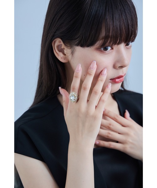 niana(ニアナ)の「ビジューオーバルリング 指輪 レディース フリーサイズ パール ゴールド シルバー 結婚式 二次会 同窓会 成人式 パーティー お呼ばれ オケージョン フォーマル(リング・レディース・シルバー・FREE)」の8枚目の写真