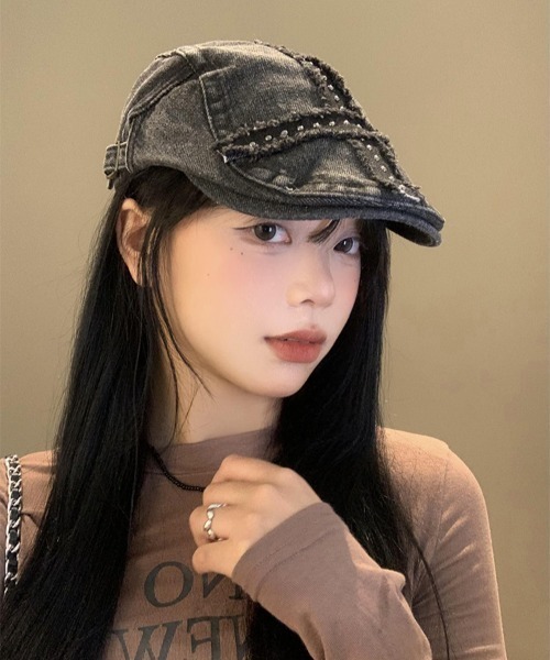 lilful(リルフル)の「スタッズ付き クロスモチーフフリンジ デニムハンチング帽(ハンチング/ベレー帽・レディース・ブルー/ブラック/ライトブルー・F)」の13枚目の写真