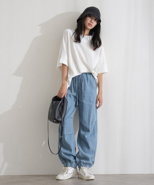 ElegChic(エレグシック)の「ライトオンスデニムリラックスワイドパンツ(デニムパンツ・レディース・ライトブルー/ネイビー/ネイビー系・4L/M/L/XL/XXL)」の11枚目の写真
