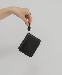 KBF（ケイビーエフ）の「カラビナ付きスリムウォレット（財布）」