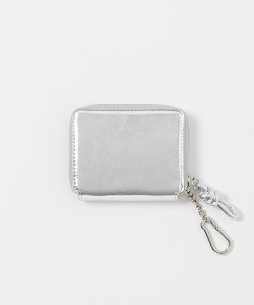 KBF（ケイビーエフ）の「カラビナ付きスリムウォレット（財布・レディース・シルバー/ブラック・ONE）」の4枚目の写真