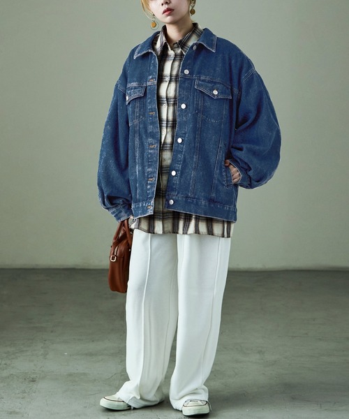 Fashion Letter（ファッションレター）の「オーバーサイズ デニムジャケット アウター ブルゾン（デニムジャケット・レディース・ライトブルー/ブラック/ブルー・M/L）」の18枚目の写真