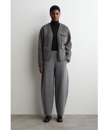 ボイルドウールバレルレッグパンツ（その他パンツ）｜COS（コス）の