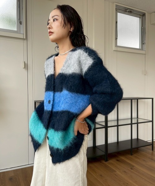 AMAIL(アマイル)の「Fuzzy Cardigan(カーディガン/ボレロ・レディース・ブルー・FREE)」の10枚目の写真