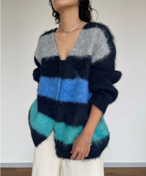 AMAIL(アマイル)の「Fuzzy Cardigan(カーディガン/ボレロ・レディース・ブルー・FREE)」の6枚目の写真