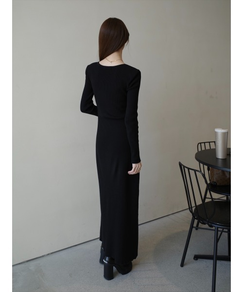 amel（エイメル）の「【RE ARRIVAL】ボタンレイヤードデザインニットワンピース（ワンピース・レディース・ブラック・FREE）」の9枚目の写真