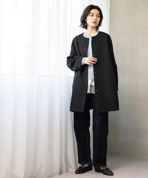 OPAQUE.CLIP（オペークドットクリップ）の「フォルムスリーブミドルコート【洗濯機OK】（ノーカラーコート・レディース・オフホワイト/ブラック/グリーン系・38/36/40）」の16枚目の写真