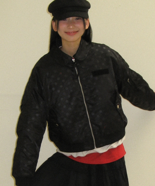 RONRON(ロンロン)の「INNER POINTED BOMBER MA-1 JUMPER DOT BLACK(ブルゾン・レディース・その他・FREE)」の1枚目の写真