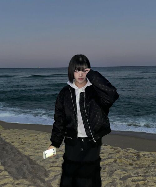 RONRON(ロンロン)の「INNER POINTED BOMBER MA-1 JUMPER DOT BLACK(ブルゾン・レディース・その他・FREE)」の7枚目の写真