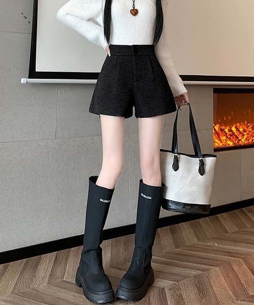 gossip!ロサンゼルス(ゴシップロサンゼルス)の「Y2K ヘリンボーン柄 きれいめショートパンツ(その他パンツ・レディース・グレー/ブラック・S/M/L)」の5枚目の写真