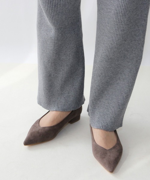 Fin（フィン）の「2WAYリボンフラットシューズ【低反発スポンジ入り】（パンプス・レディース・ブラック/グレー/ブラウン・23cm/23.5cm/24cm/24.5cm/25cm/22.5cm）」の10枚目の写真
