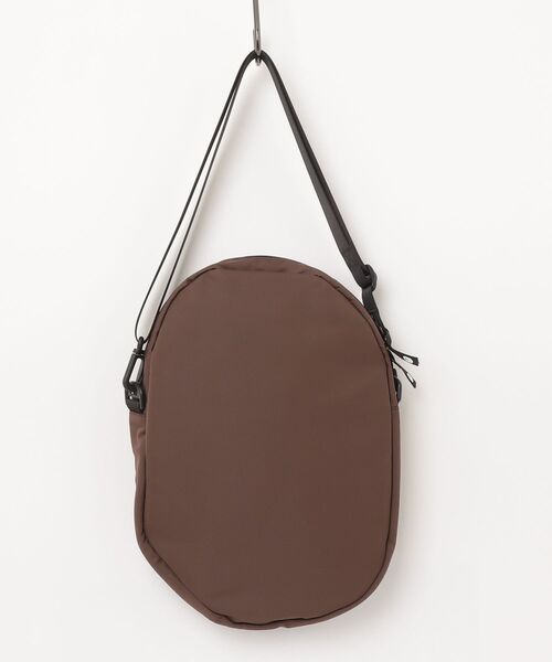 A BATHING APE（アベイシングエイプ）の「BIG APE HEAD SHOULDER BAG（ショルダーバッグ・メンズ・ブラック/ブラウン・FREE）」の6枚目の写真