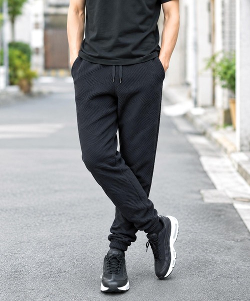 TopIsm(トップイズム)の「ジャガード無地 スウェットパンツ(スウェットパンツ・メンズ・アイボリー/ブラック/チャコールグレー・M/L/LL)」の3枚目の写真