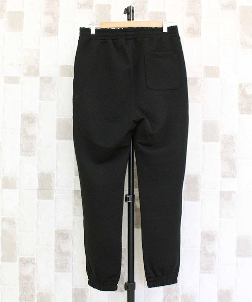 TopIsm(トップイズム)の「ジャガード無地 スウェットパンツ(スウェットパンツ・メンズ・アイボリー/ブラック/チャコールグレー・M/L/LL)」の7枚目の写真