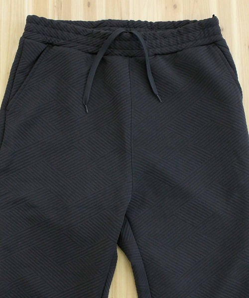 TopIsm(トップイズム)の「ジャガード無地 スウェットパンツ(スウェットパンツ・メンズ・アイボリー/ブラック/チャコールグレー・M/L/LL)」の12枚目の写真