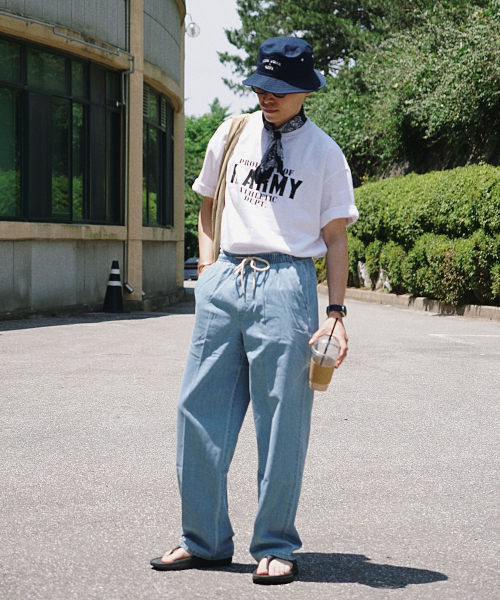 BLOND9(ブロンドナイン)の「サマー バンディング ワイドデニムパンツ_ブリーチブルー(デニムパンツ・レディース・その他・LARGE/MEDIUM/SMALL/X-LARGE)」の2枚目の写真