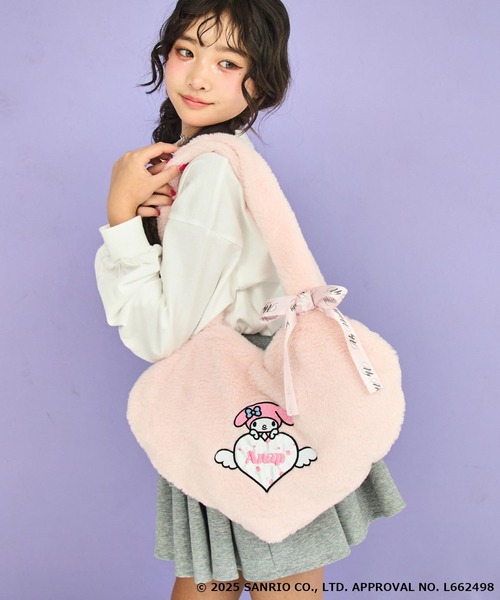 ANAP GｉRL（アナップガール）の「ANAPGIRL×【マイメロディ、クロミ】リボン付ハートファーバッグ（ショルダーバッグ・キッズ・ブラック/ライトピンク・F）」の11枚目の写真