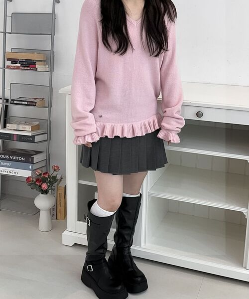 ALKI ALKA(アルキアルカ)の「Panel Pleat Skirt (Charcoal)(スカート・レディース・チャコール・SMALL/MEDIUM)」の8枚目の写真