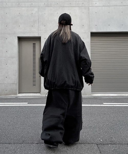 YACA(ヤーカ)の「Fleece Over Reversible JK/フリースオーバーリバーシブルジャケット【unisex item】(その他アウター・レディース・グレー/ブラック・FREE)」の4枚目の写真