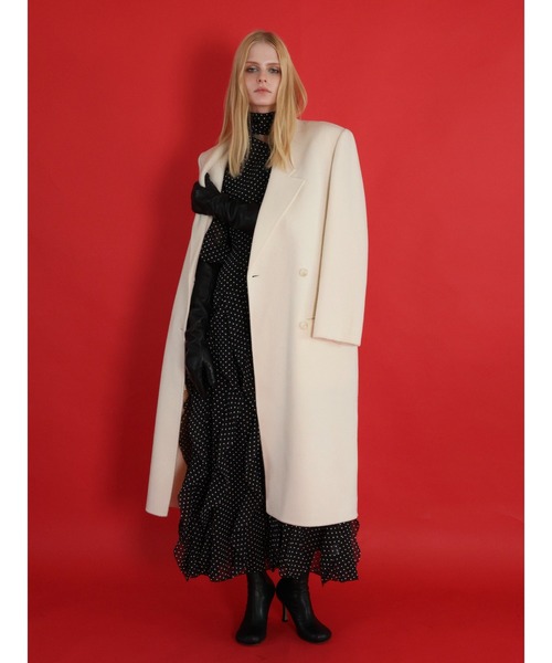 AMOMMA（アモマ）の「CASHMERE PADDED LONG COAT（チェスターコート・レディース・アイボリー・FREE）」の2枚目の写真