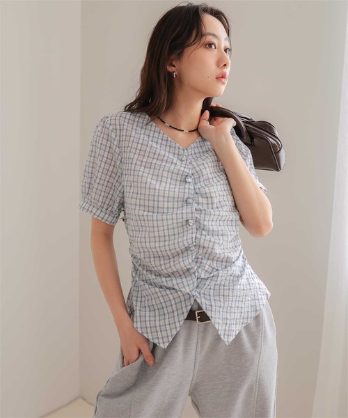 miette(ミエット)の「フロントギャザー半袖ブラウス(シャツ/ブラウス・レディース・ライトブルー/ネイビー/ブラウン/ブラック・L/M/S)」の4枚目の写真